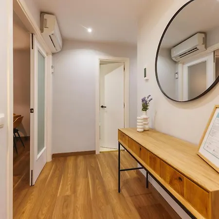 Bravissimo Figuerola, Spacious 3-Bedroom Apartment Girona Exterior photo