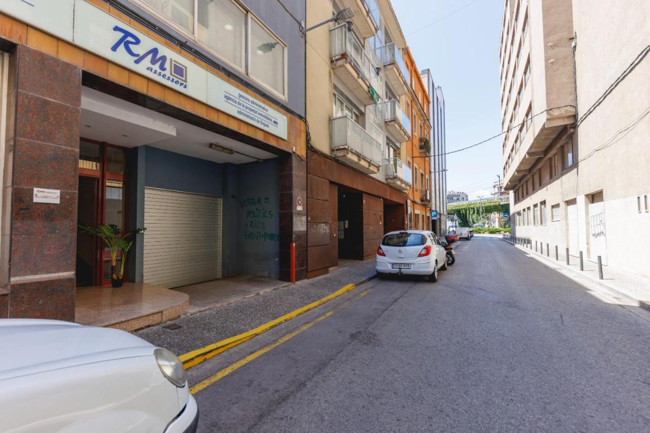 Bravissimo Figuerola, Spacious 3-bedroom * Gerona
